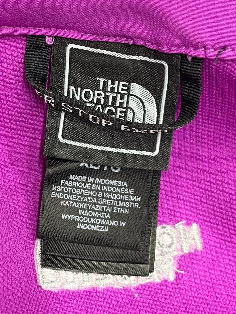 The North Face jacket size XL - Picture 5 of 9